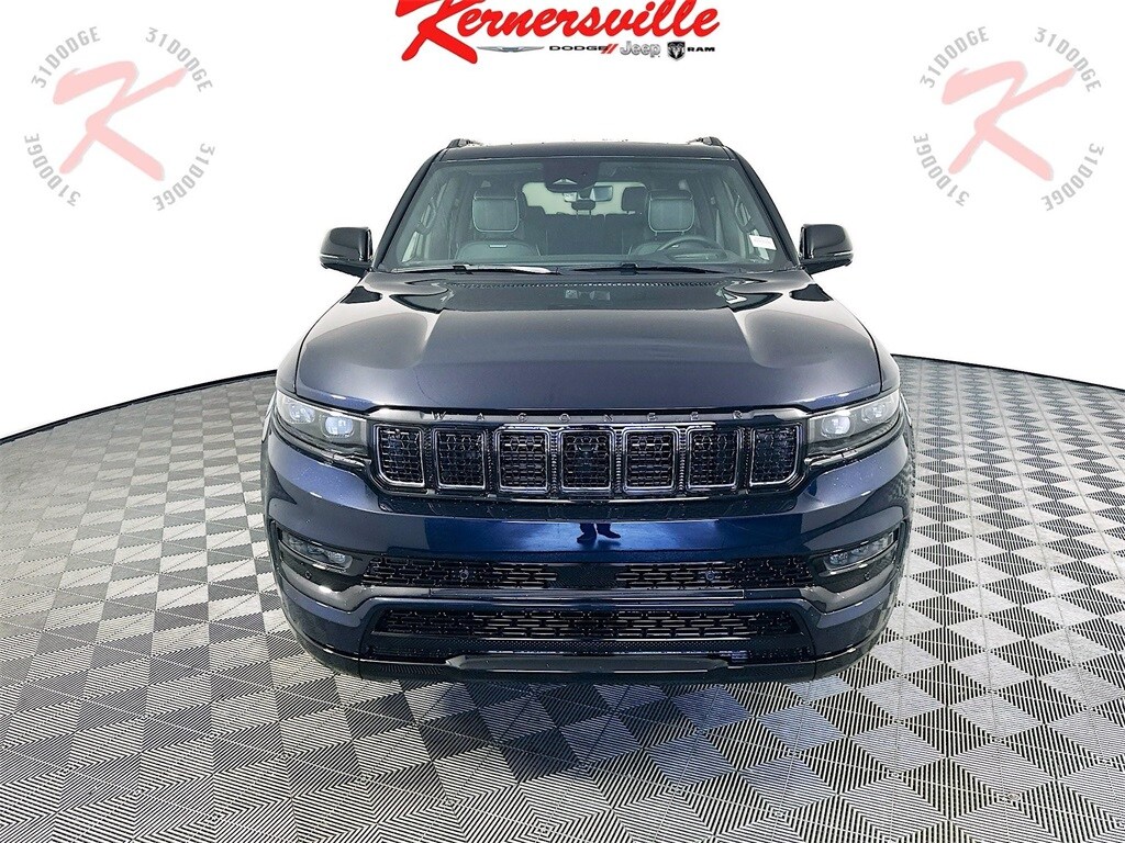2025 Jeep Grand Wagoneer L II photo 2