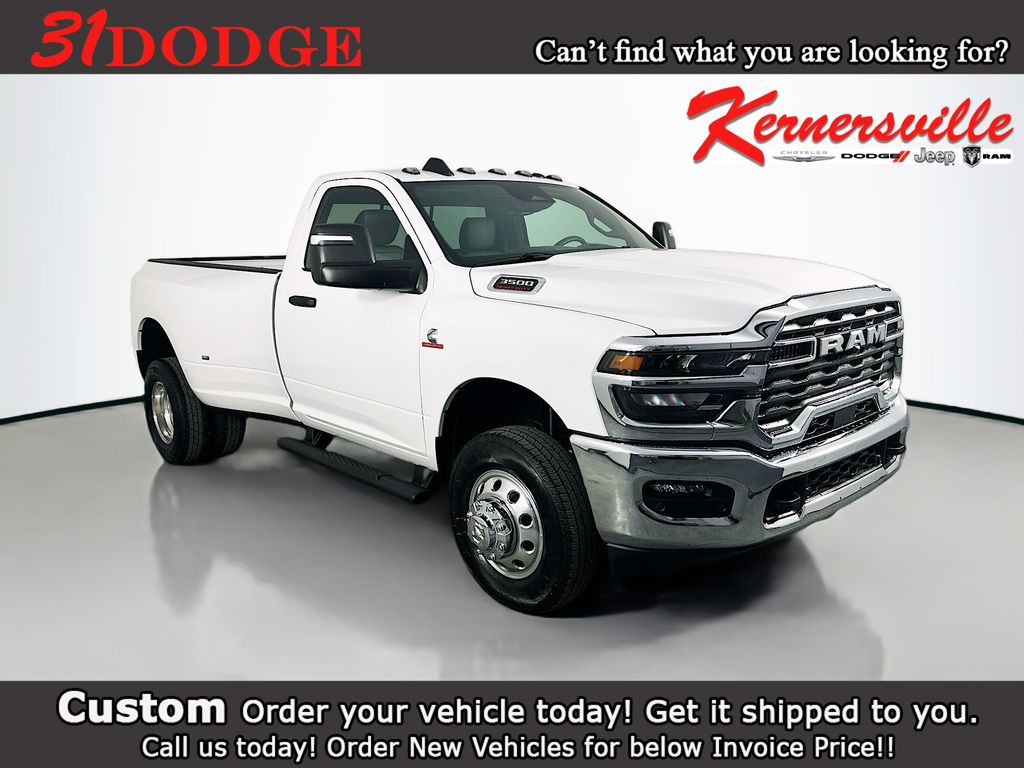 2026 RAM 3500 Tradesman 4X4 Regular cab's photo