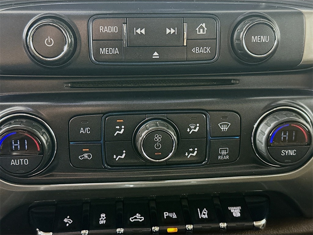 ChevroletSilverado 3500HD18