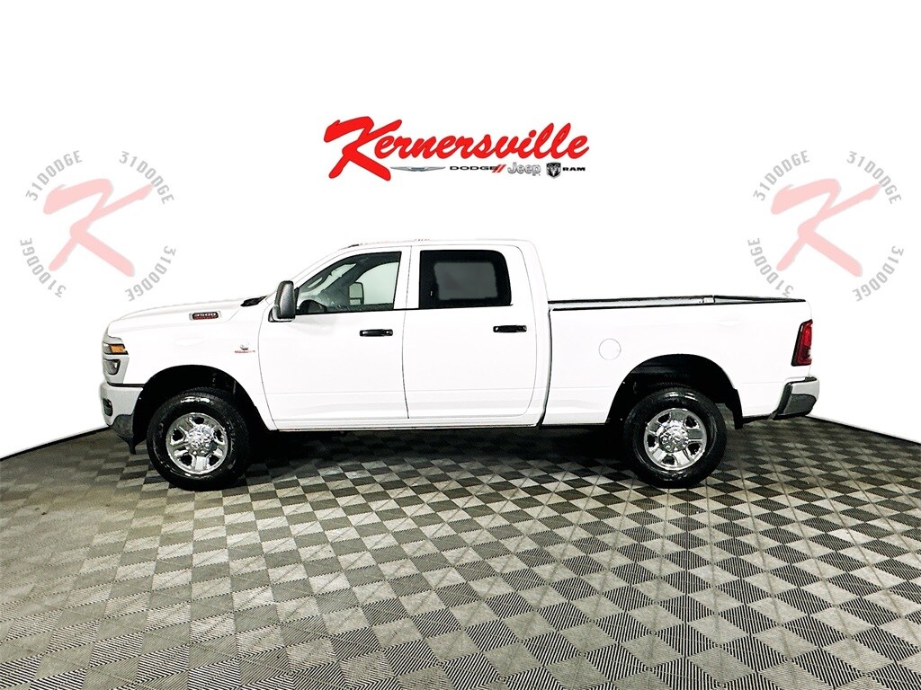 2026 Ram 3500 Tradesman photo 4