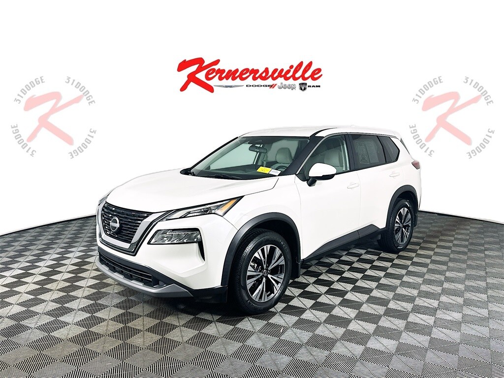 2023 Nissan Rogue SV photo 2