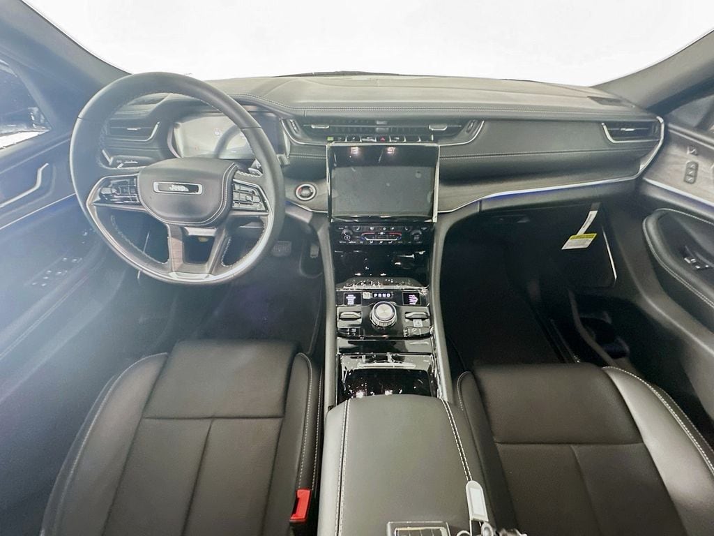 JeepGrand Cherokee L9