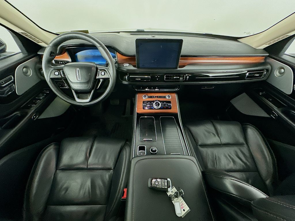 LincolnAviator10
