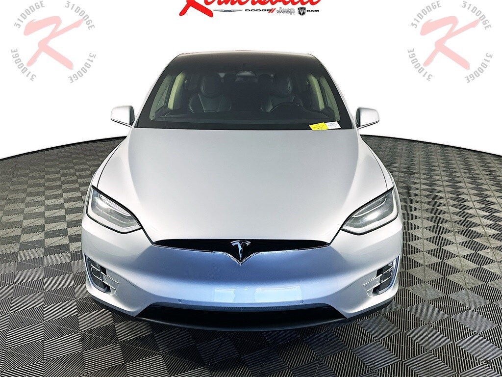 2017 Tesla Model X 75D photo 2