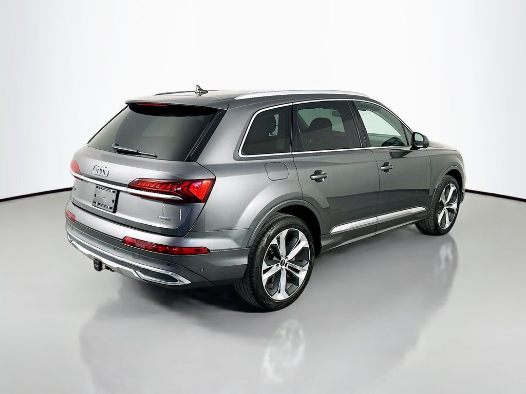 AudiQ77