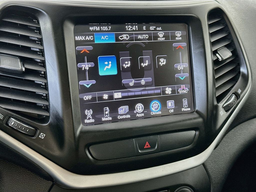 JeepCherokee19
