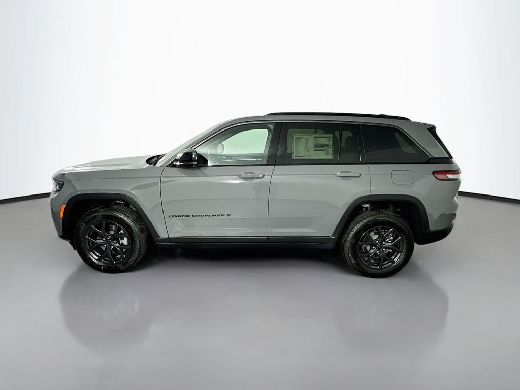 New 2027 Jeep Grand Cherokee Laredo Altitude SUV