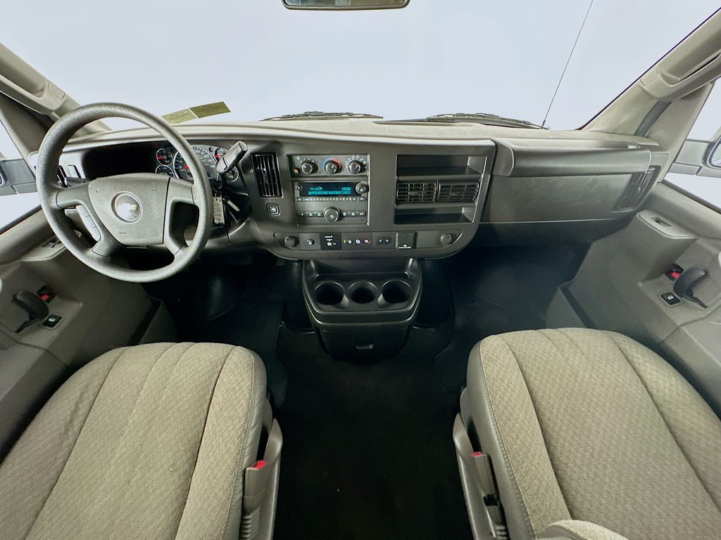 ChevroletExpress 350010
