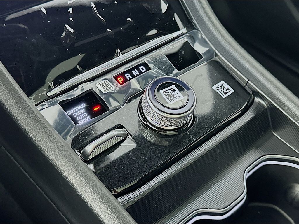 JeepGrand Cherokee L12