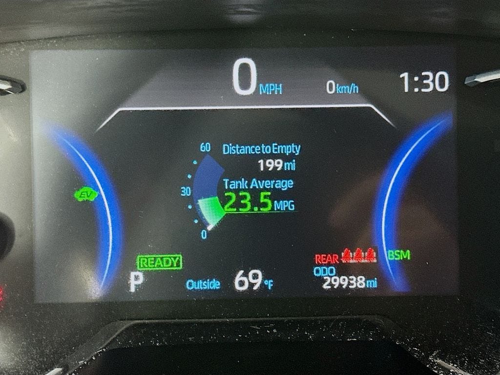 ToyotaRAV4 Hybrid15