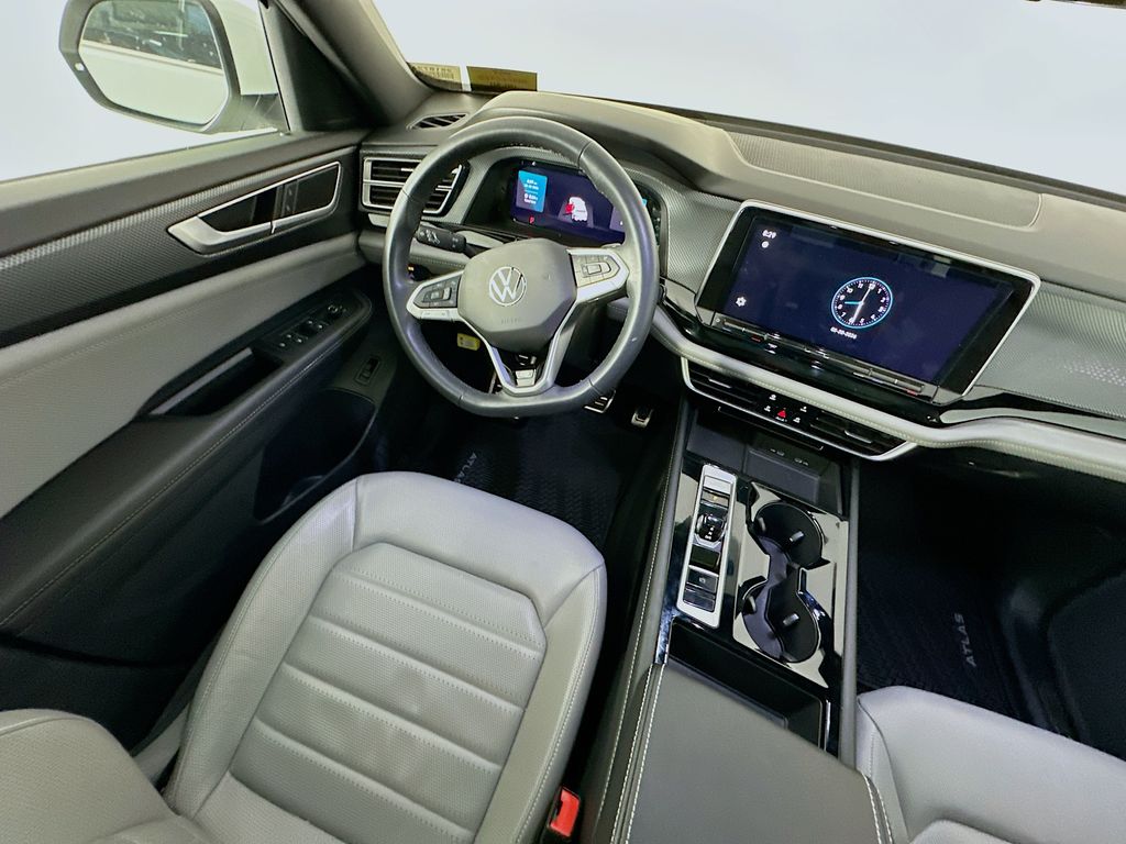 VolkswagenAtlas Cross Sport9