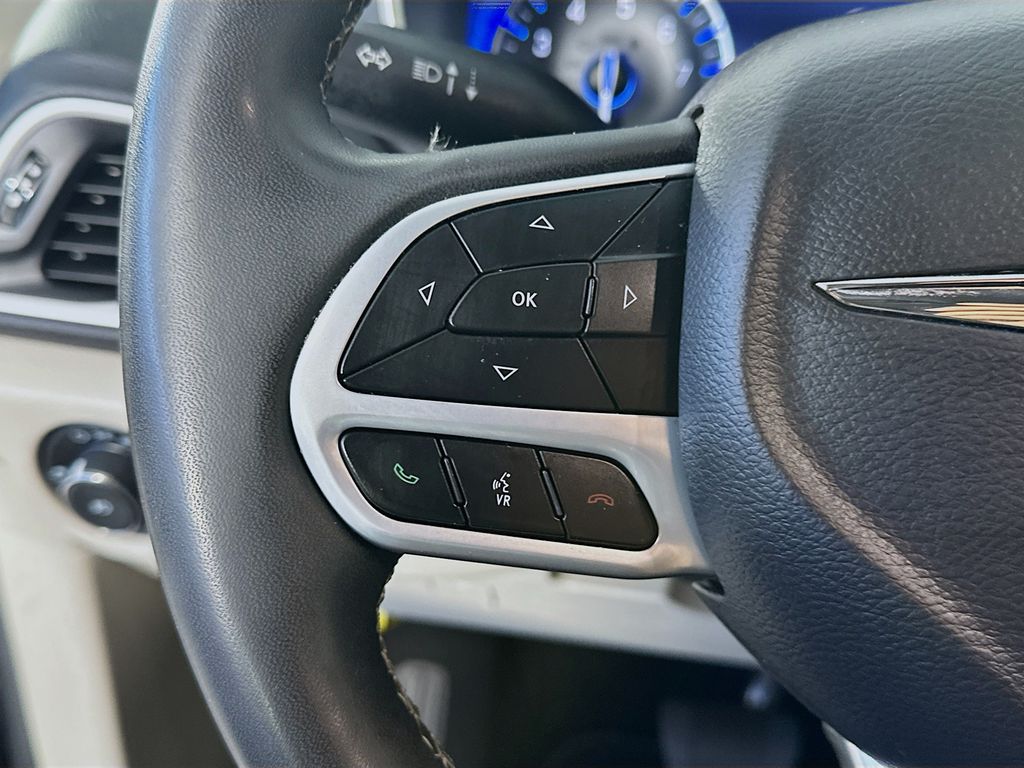 ChryslerPacifica24