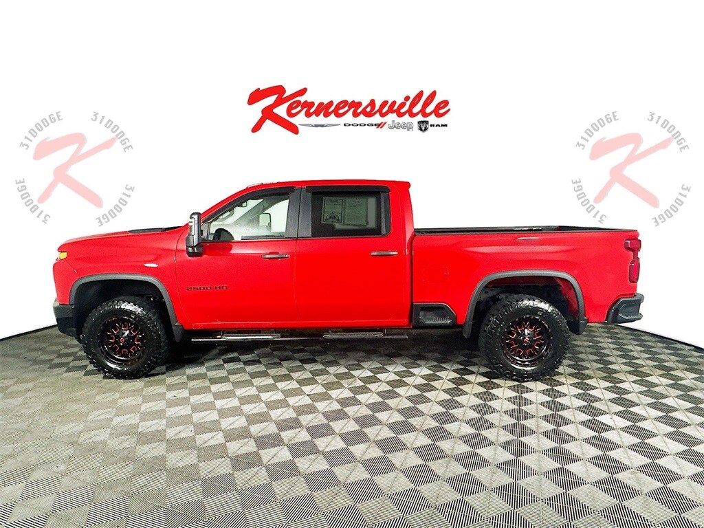 2021 Chevrolet Silverado 2500HD Custom photo 4