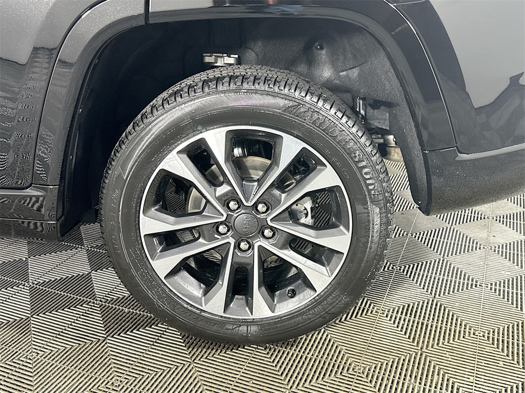 JeepGrand Cherokee17