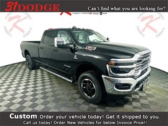 2025 Ram 3500 Laramie 14in Truck Crew Cab LB