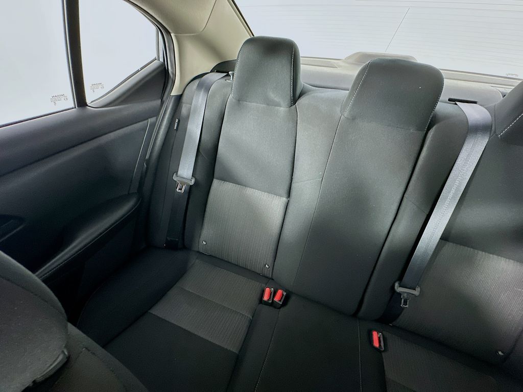 NissanSentra12