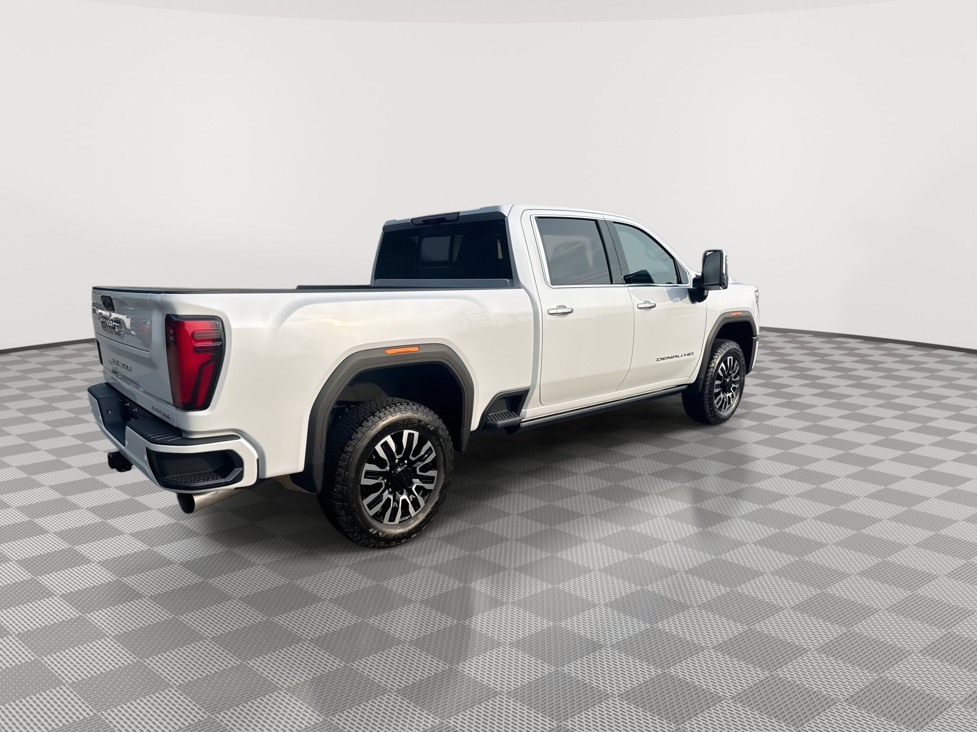 2026 GMC Sierra 2500HD Denali Ultimate - Photo 8
