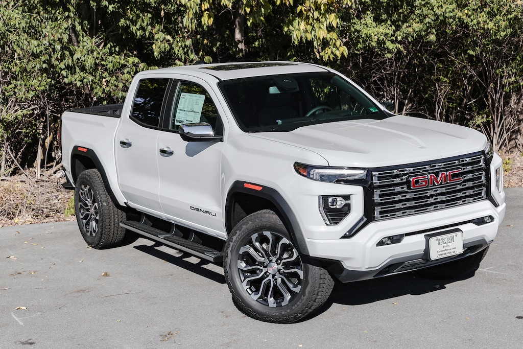 New 2026 GMC Canyon Denali Truck