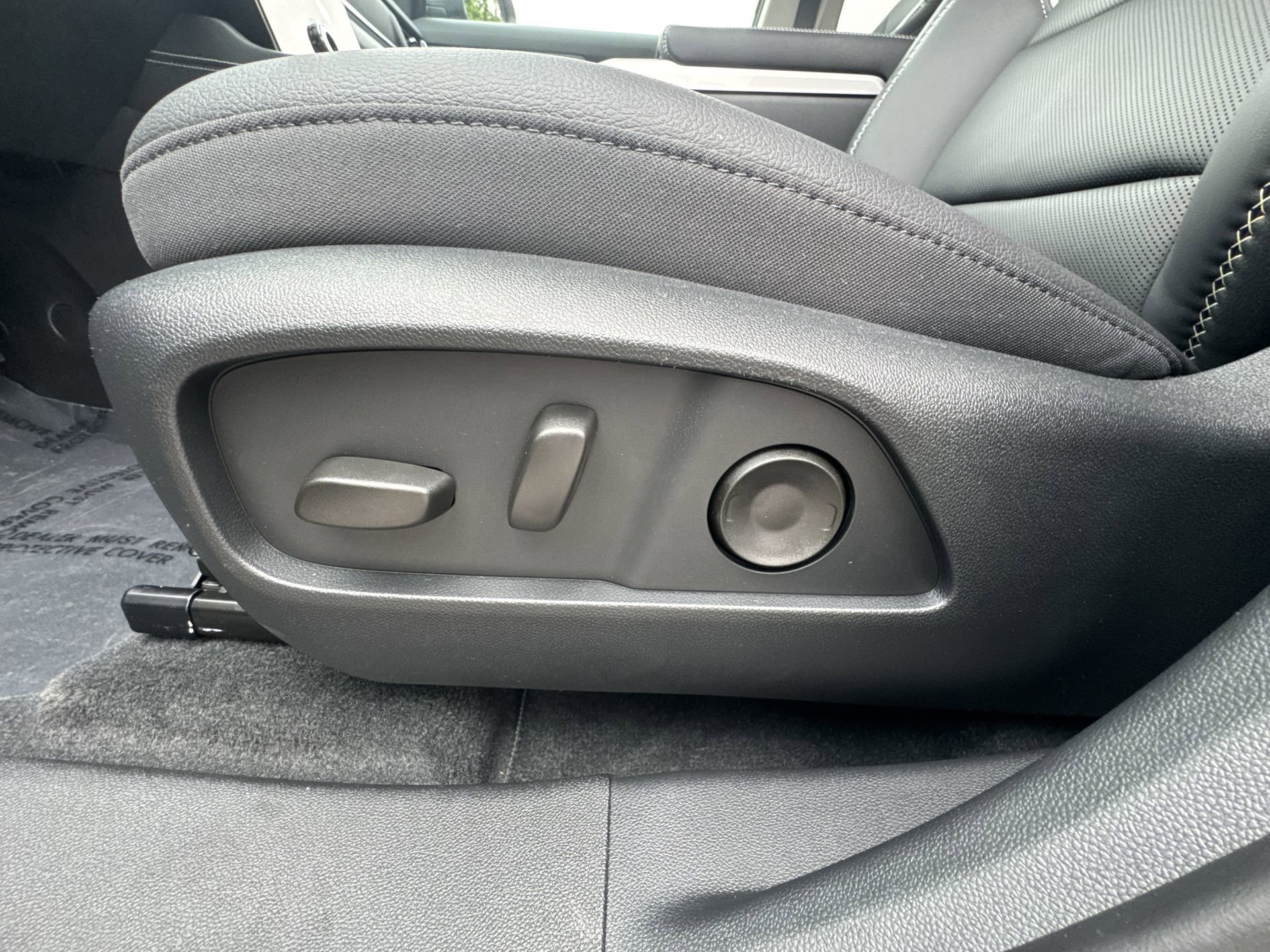 2026 GMC Terrain Denali - Photo 14