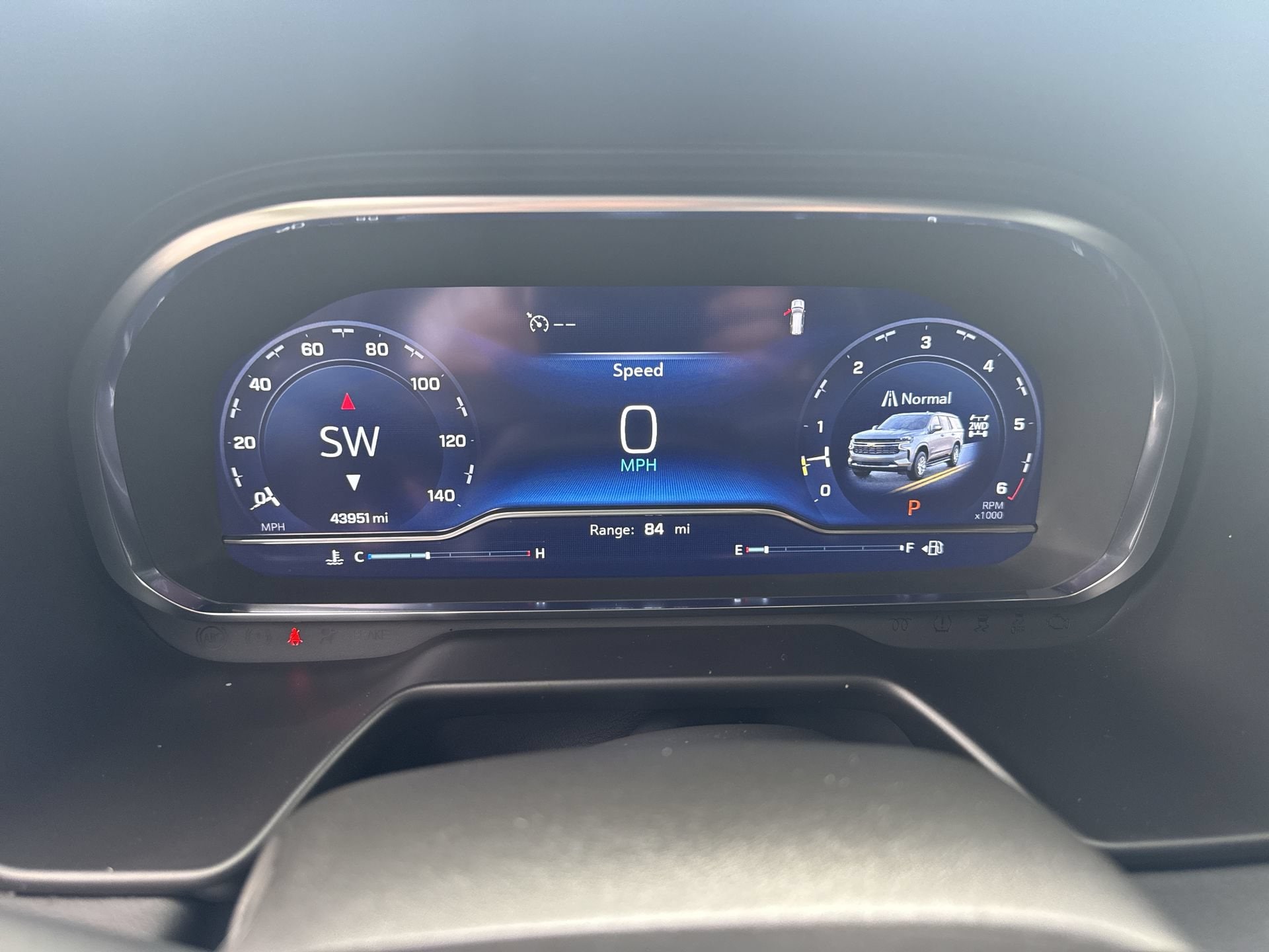 2024 Chevrolet Suburban Premier - Photo 10