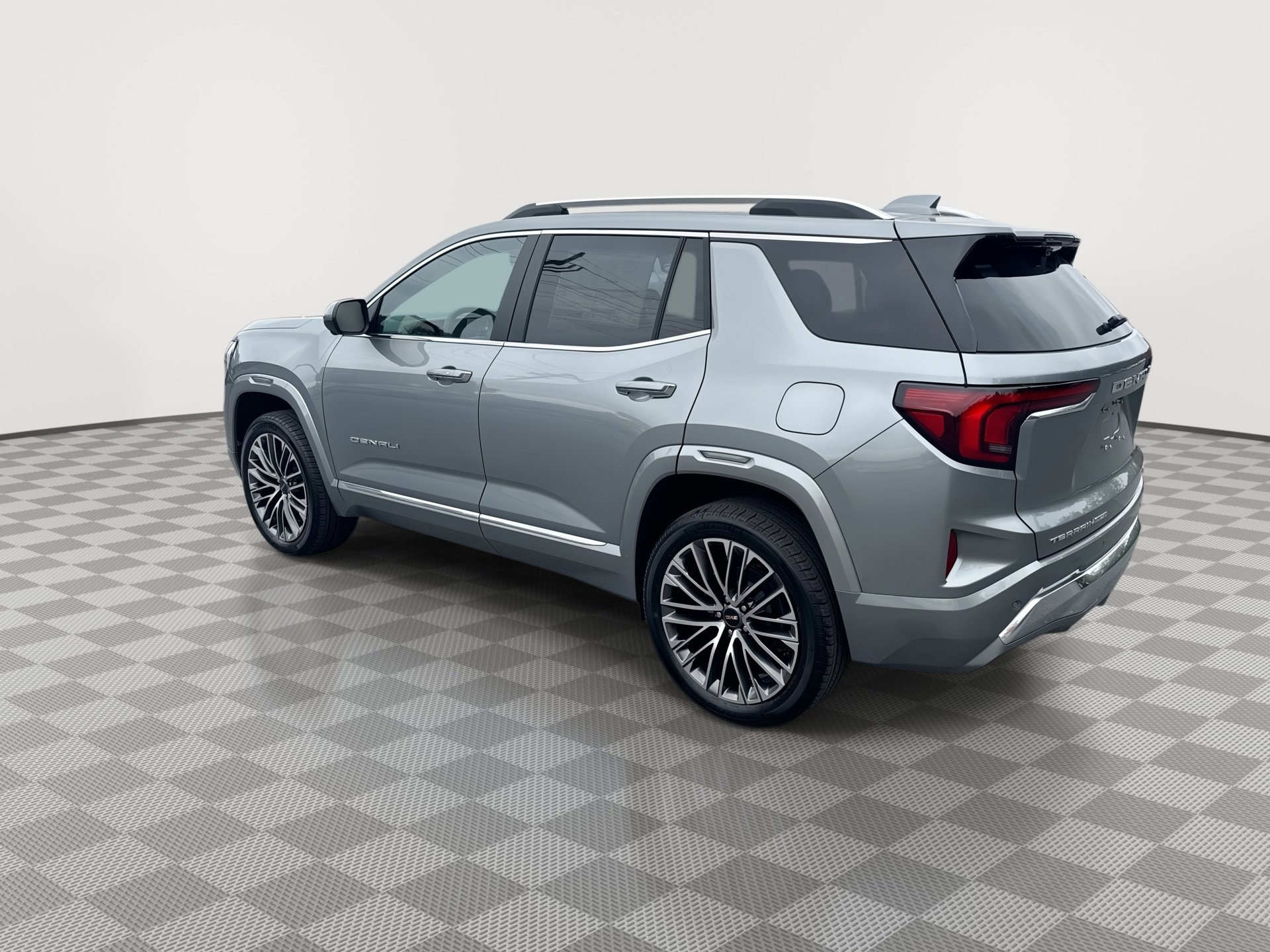2026 GMC Terrain Denali - Photo 6