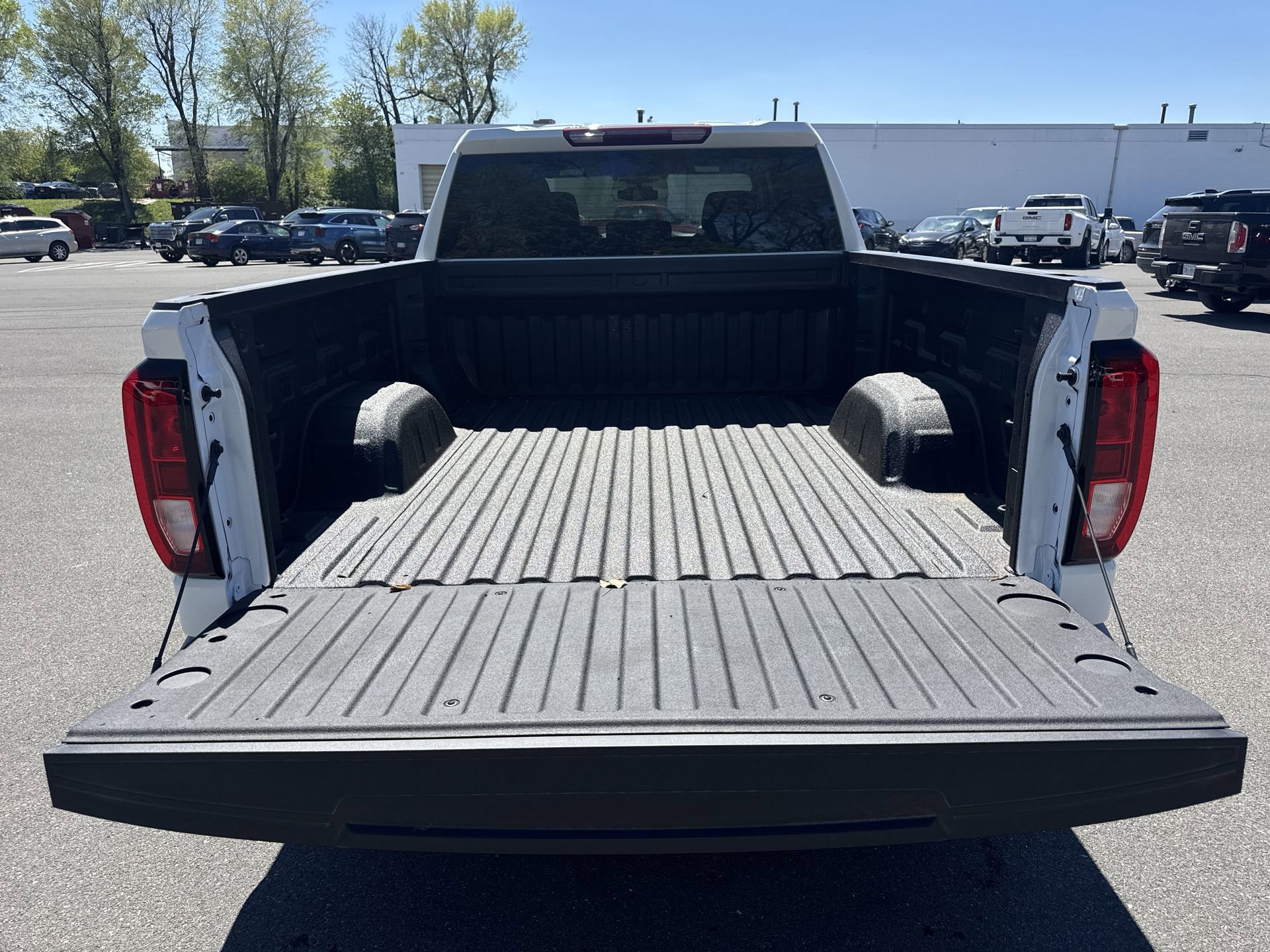 2026 GMC Sierra 1500 Pro - Photo 19