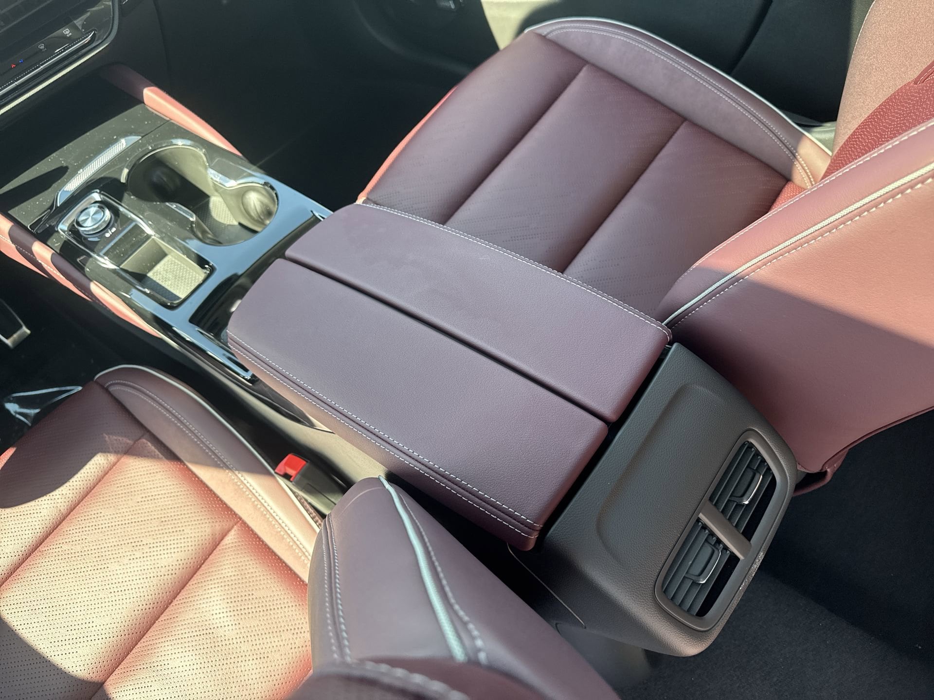 2026 Buick Envision Sport Touring - Photo 23