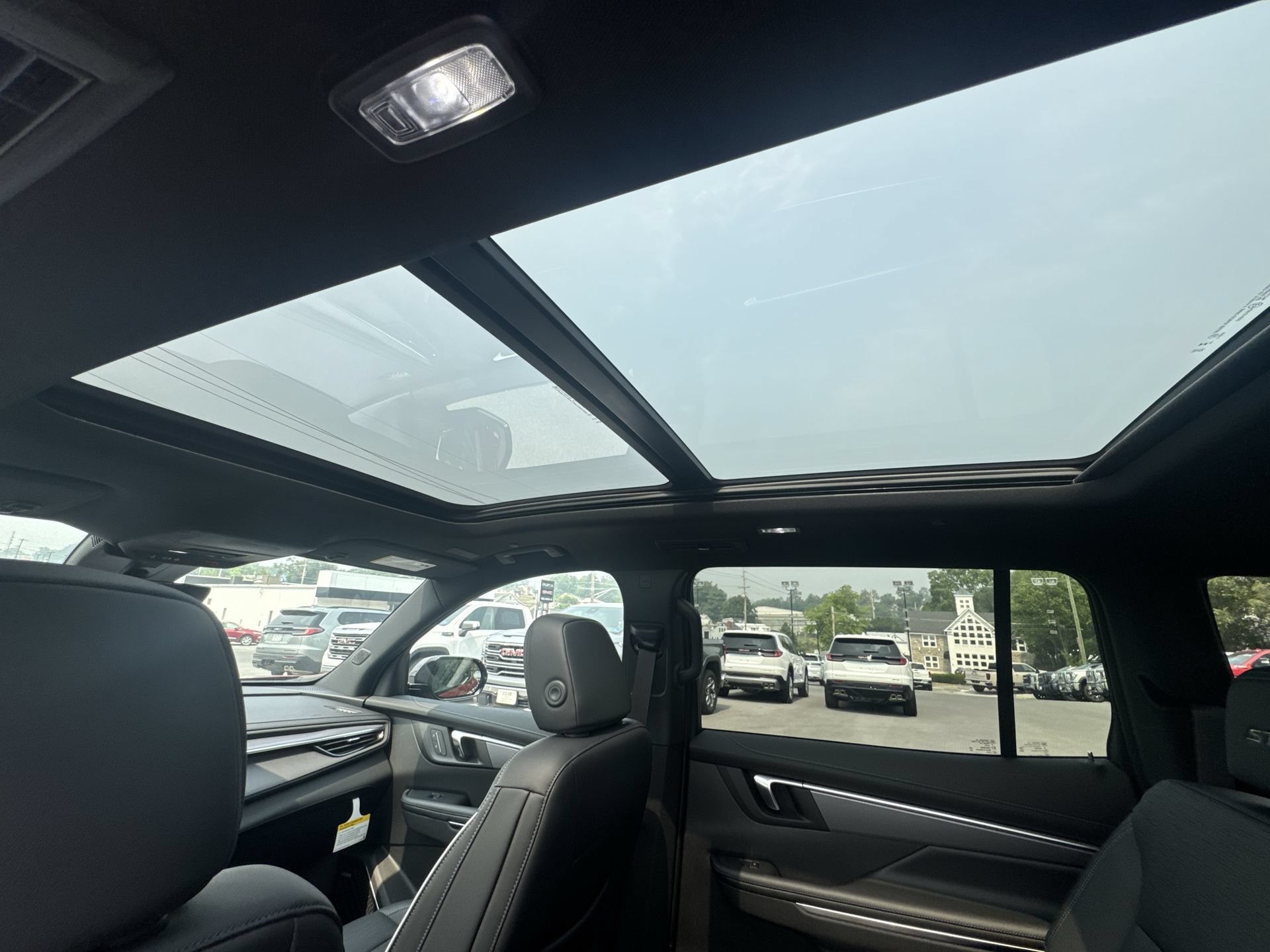 2026 Buick Enclave Sport Touring - Photo 16