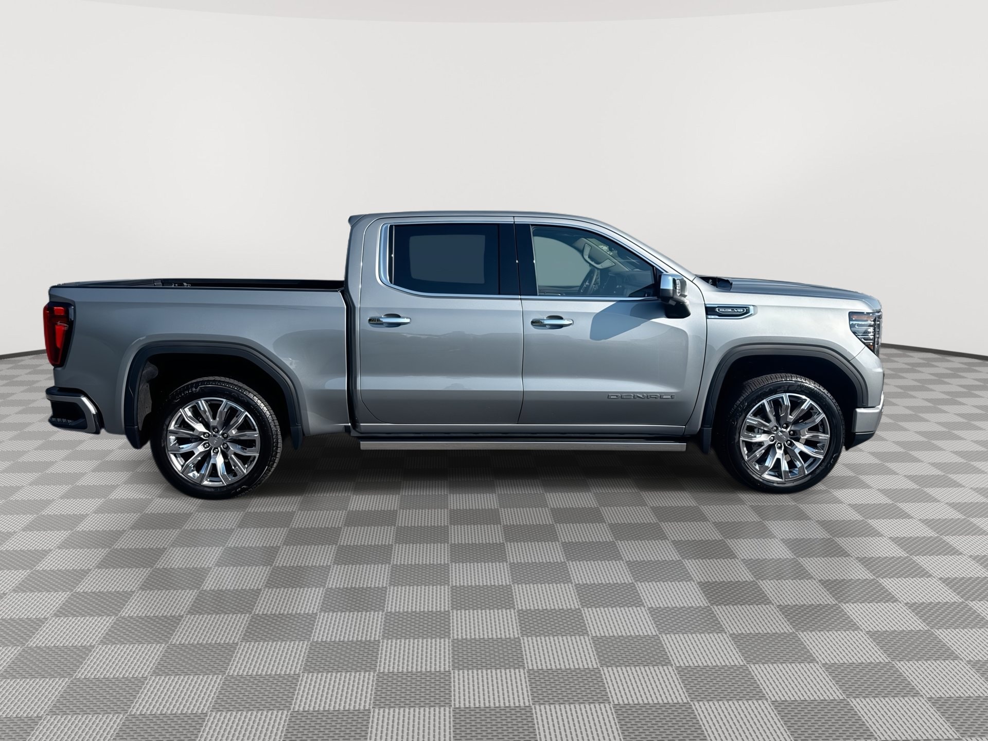 2026 GMC Sierra 1500 Denali - Photo 9