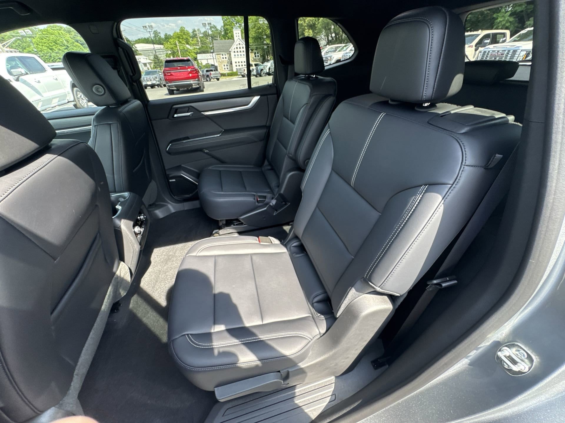 2026 GMC Acadia Elevation - Photo 24
