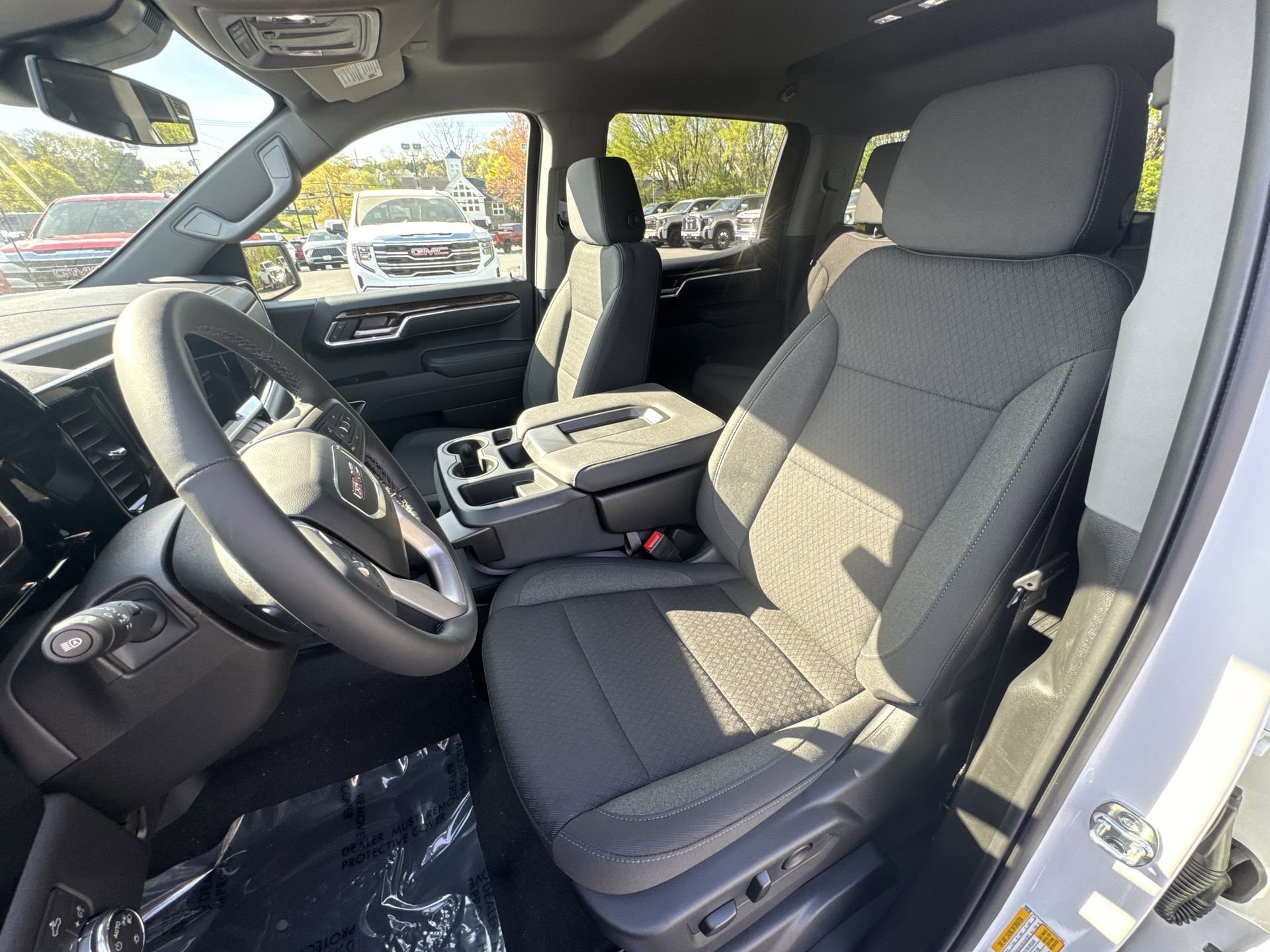 2026 GMC Sierra 1500 SLE - Photo 13