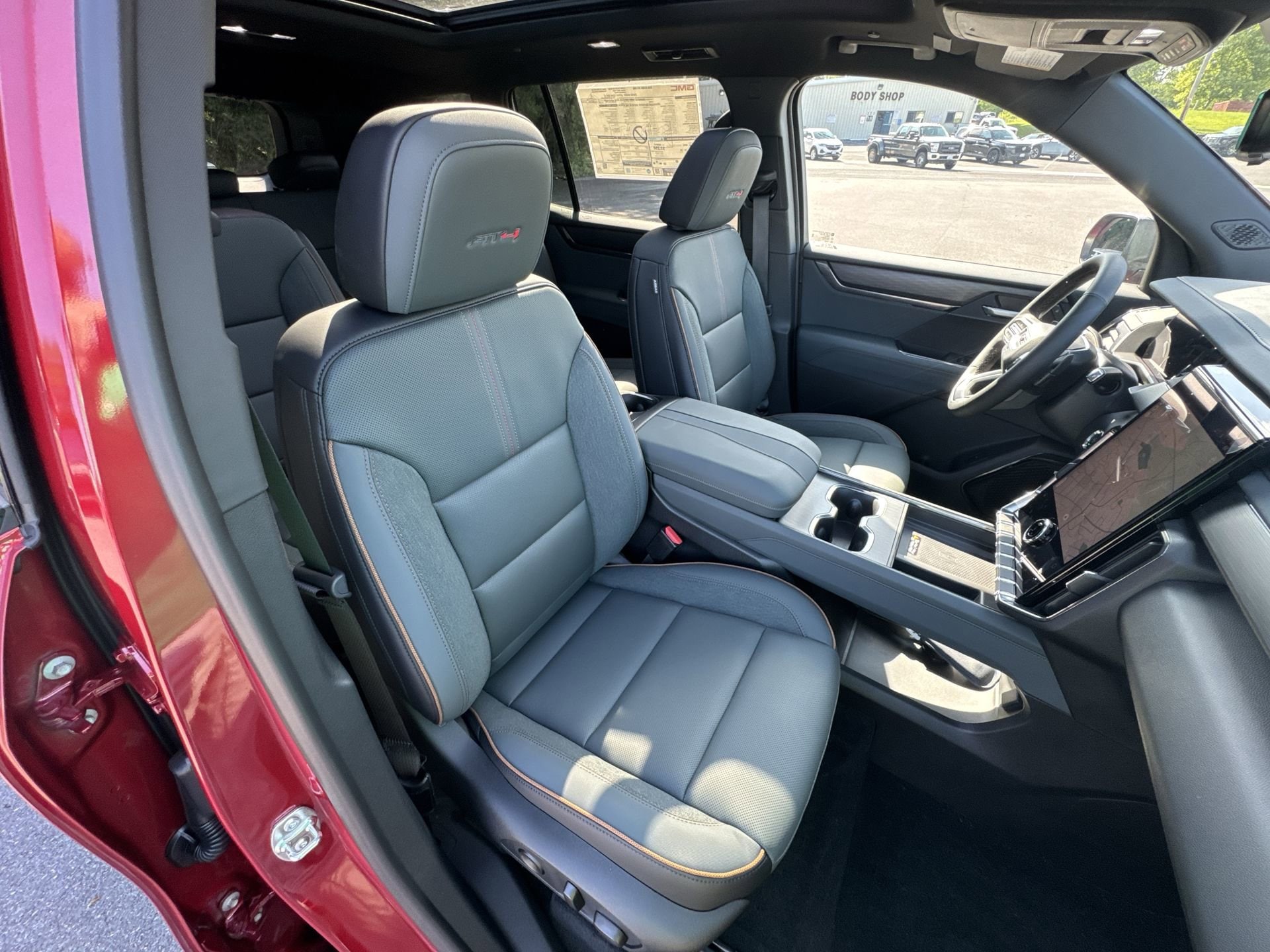 2026 GMC Acadia AT4 - Photo 27