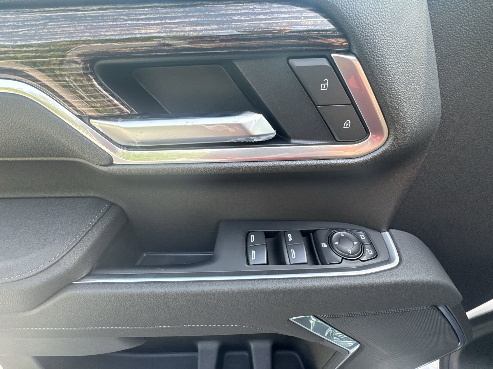 2026 GMC Sierra 1500 Elevation - Photo 13