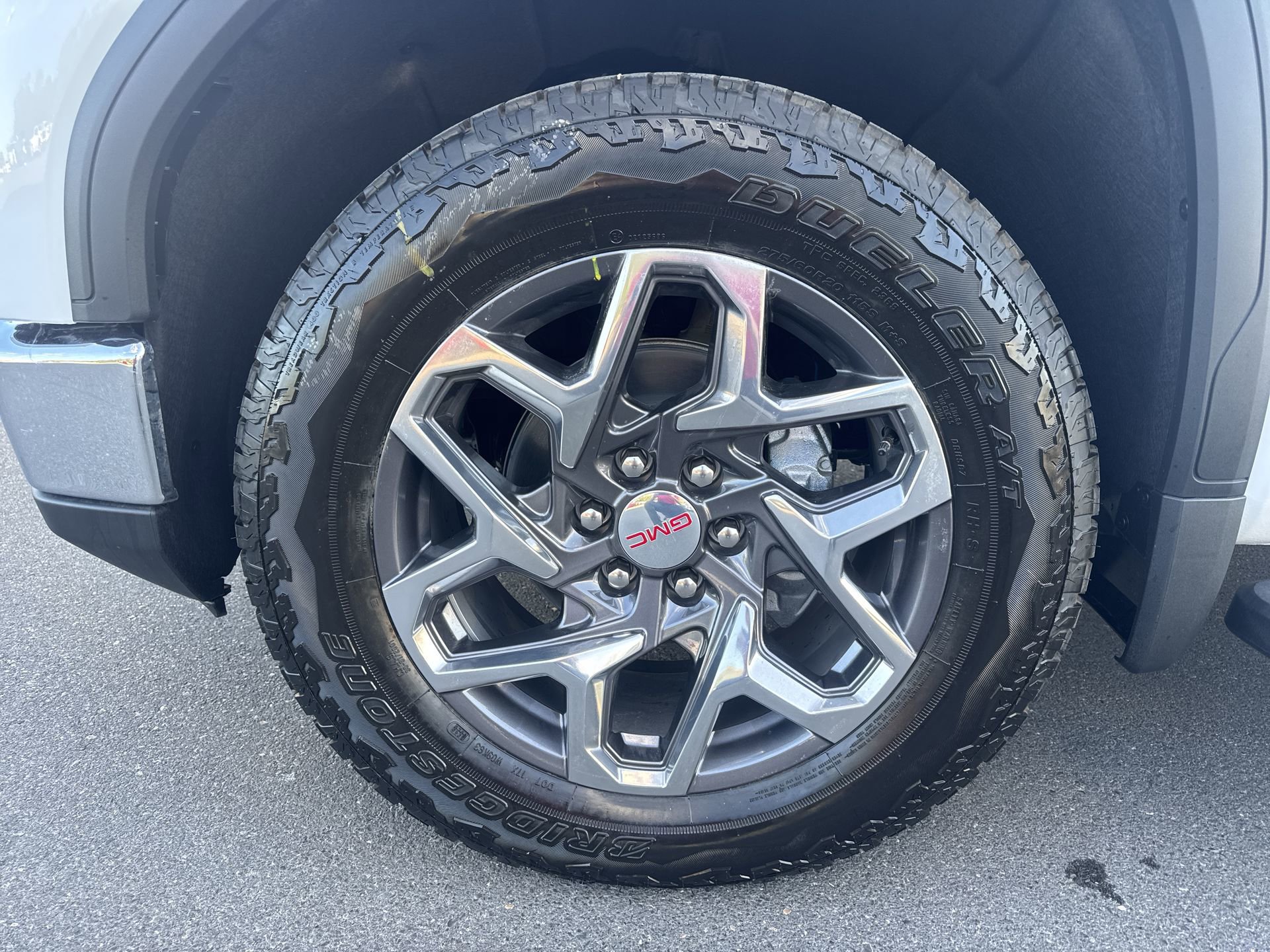 2026 GMC Sierra 1500 SLT - Photo 18