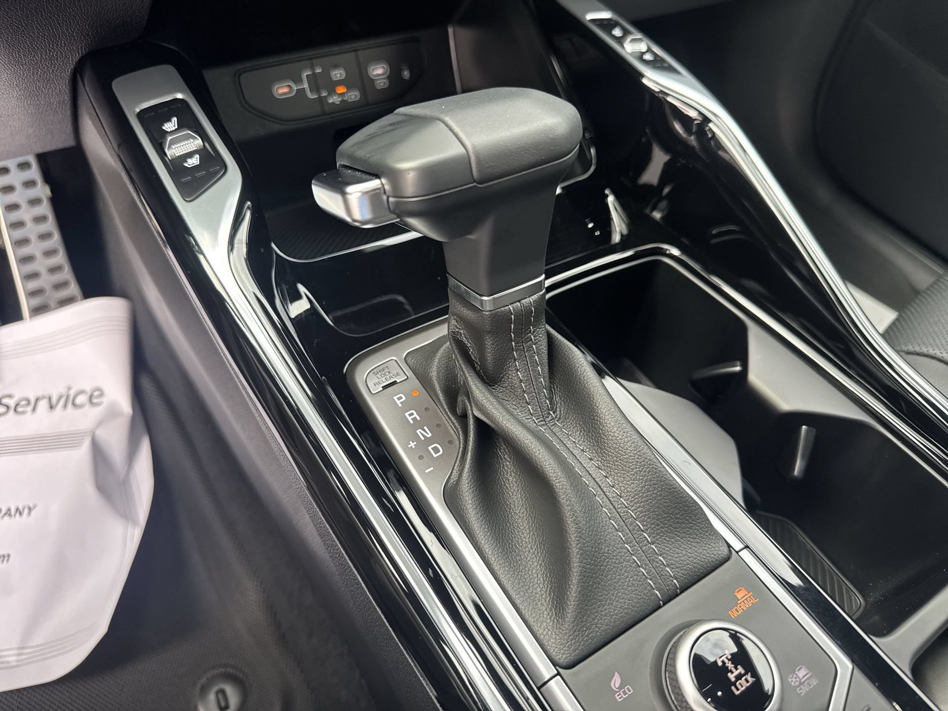 2025 Kia Sorento X-Line SX Prestige - Photo 22