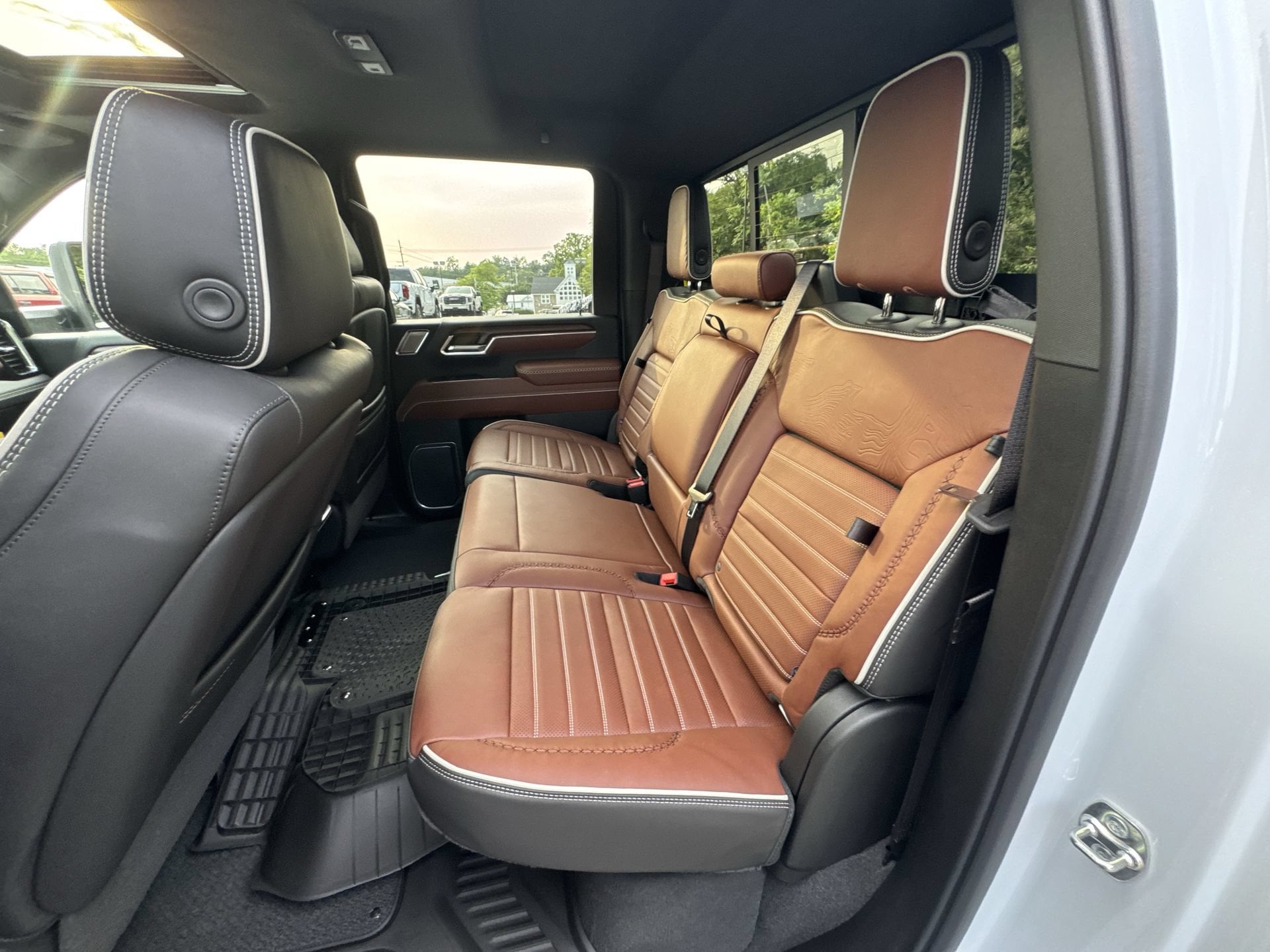 2026 GMC Sierra 2500HD Denali Ultimate - Photo 25