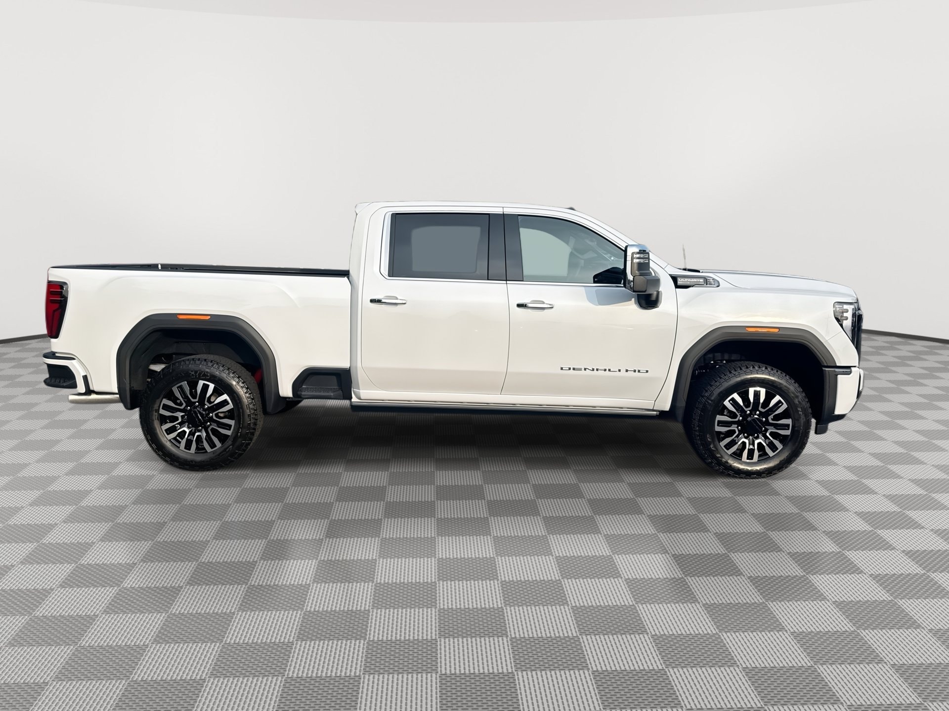 2026 GMC Sierra 2500HD Denali Ultimate - Photo 9