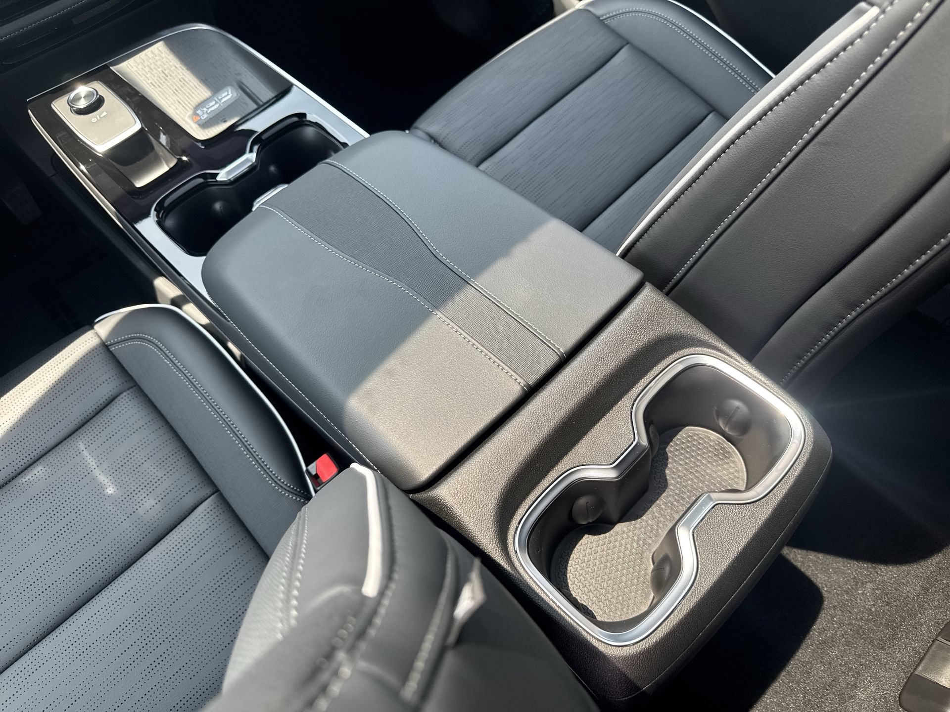 2026 Buick Enclave Sport Touring - Photo 23