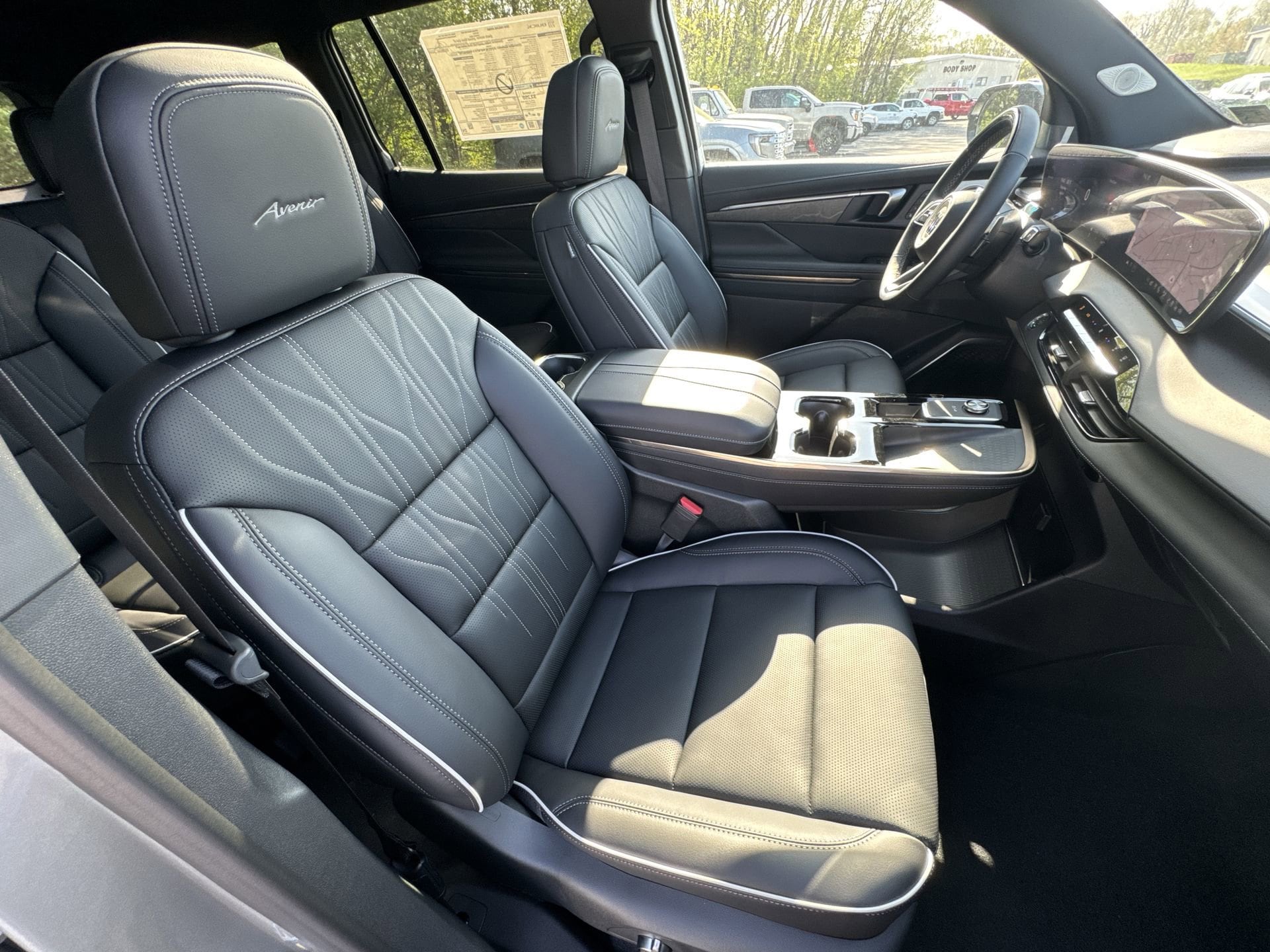 2026 Buick Enclave Avenir - Photo 27