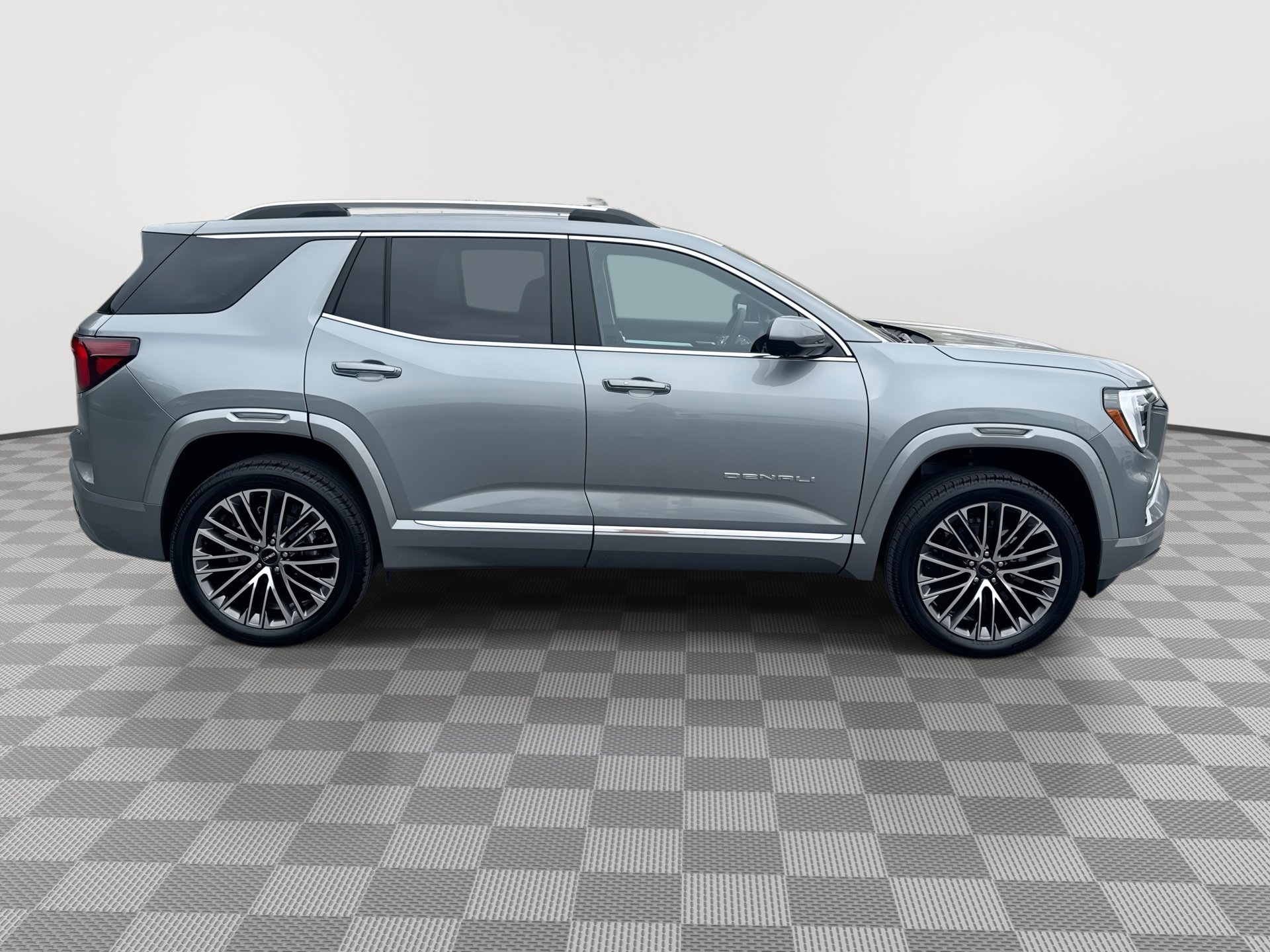 2026 GMC Terrain Denali - Photo 9