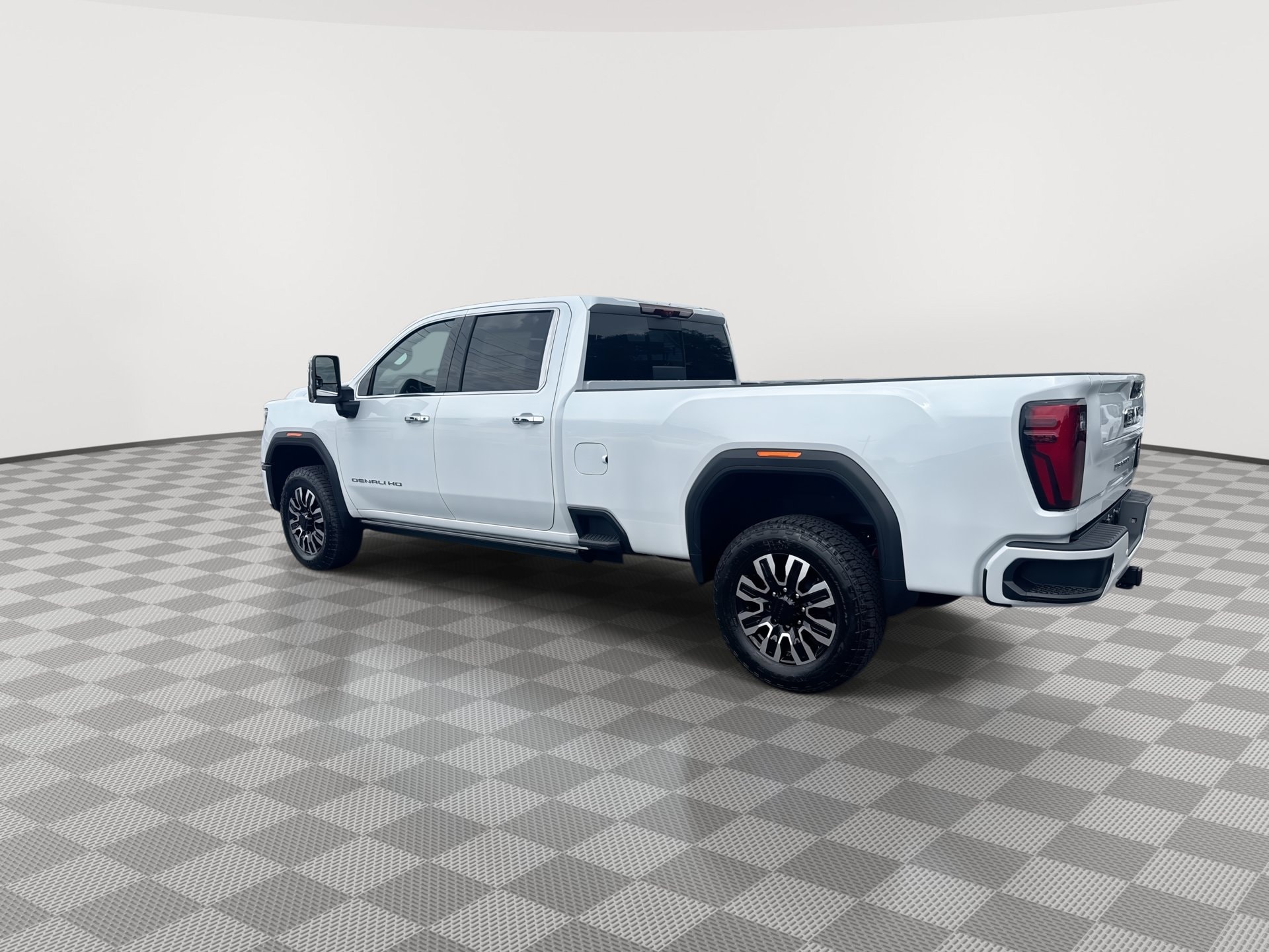 2026 GMC Sierra 3500HD Denali Ultimate - Photo 6