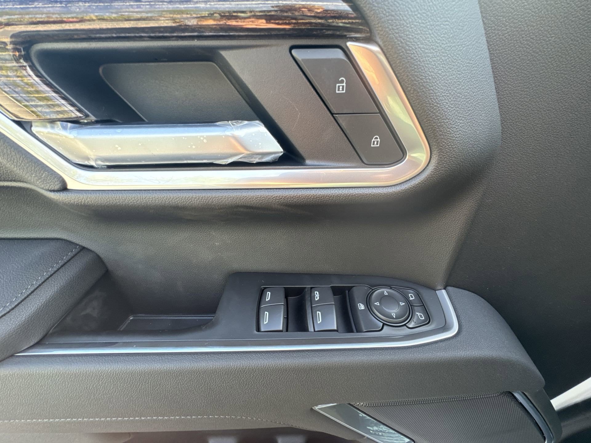 2026 GMC Sierra 1500 SLE - Photo 15