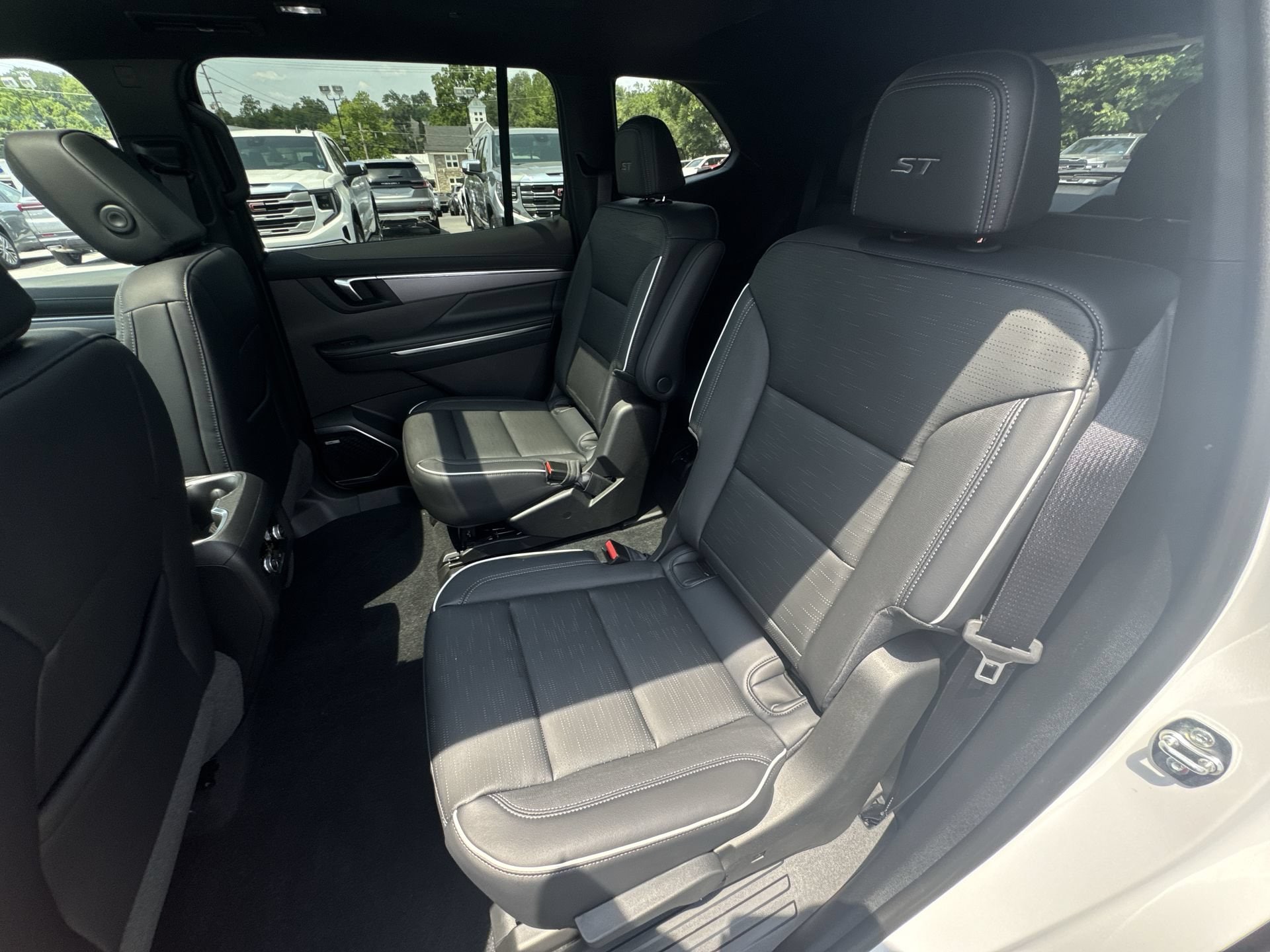 2026 Buick Enclave Sport Touring - Photo 25