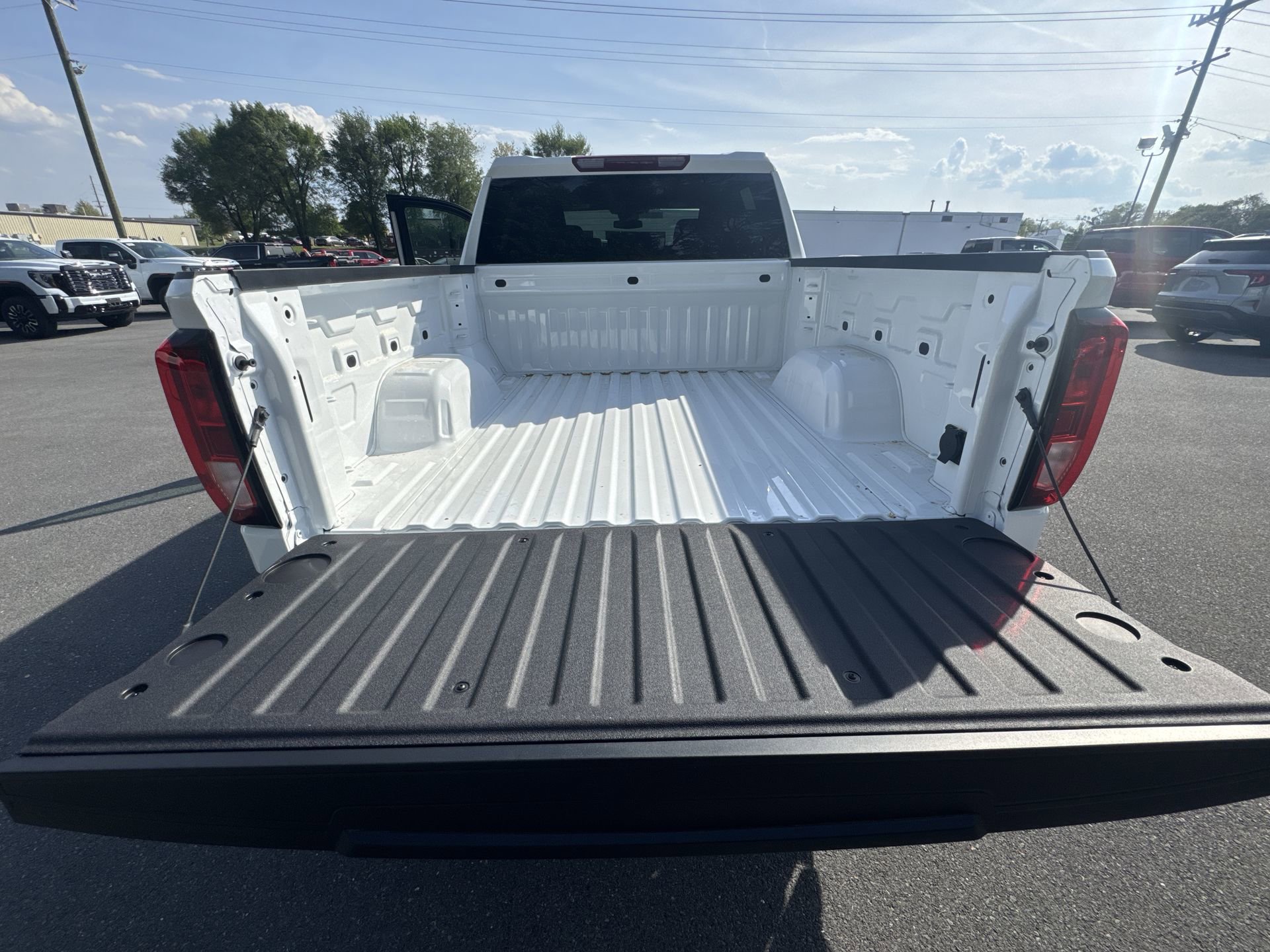 2026 GMC Sierra 1500 Elevation - Photo 18