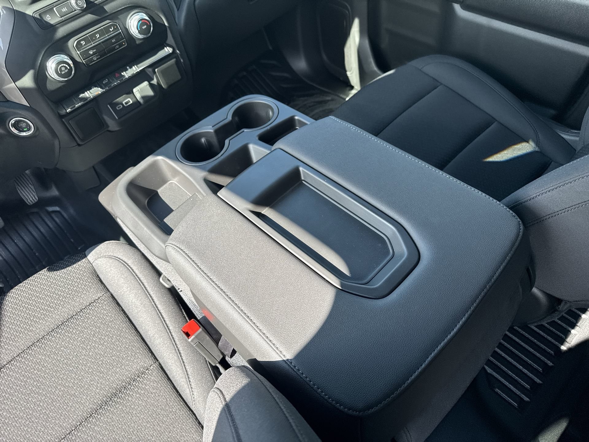 2026 GMC Sierra 1500 Pro - Photo 21