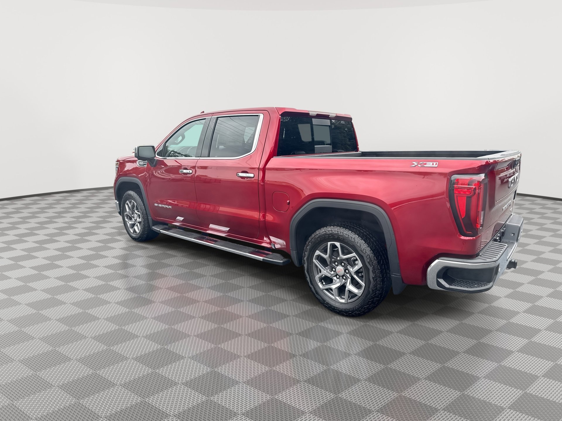 2026 GMC Sierra 1500 SLT - Photo 6
