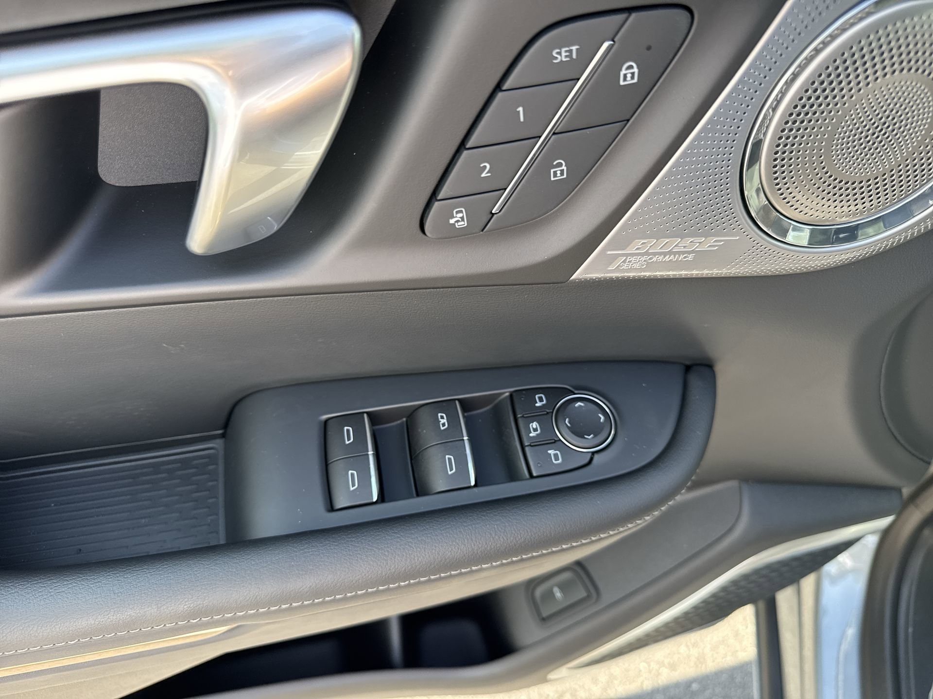2026 Buick Enclave Avenir - Photo 15