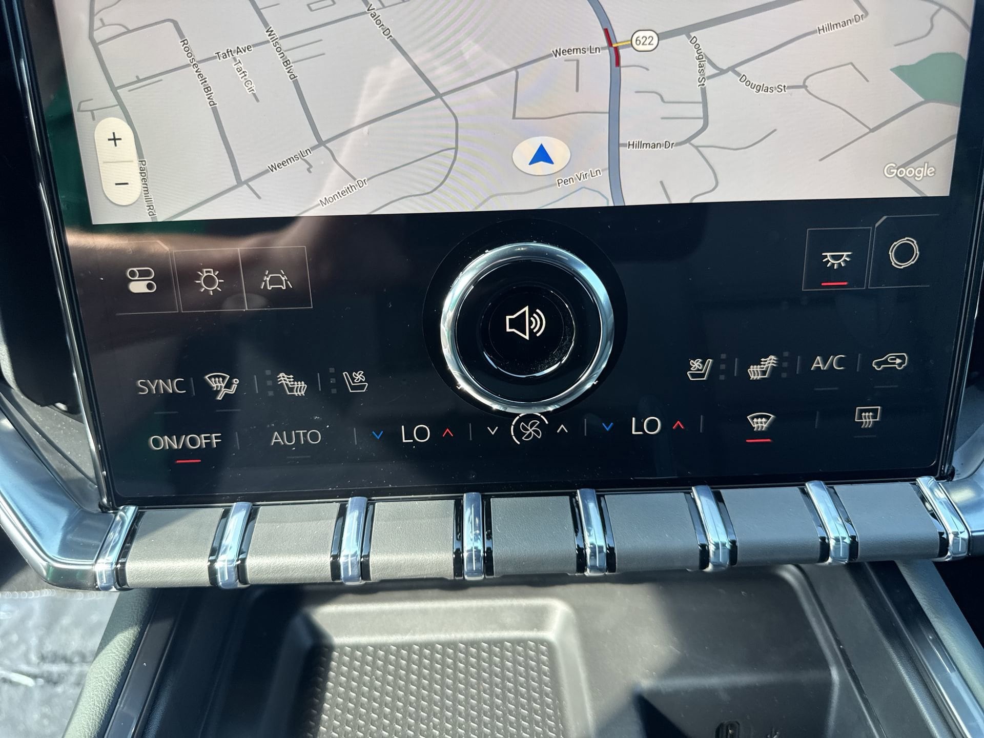 2026 GMC Acadia AT4 - Photo 17
