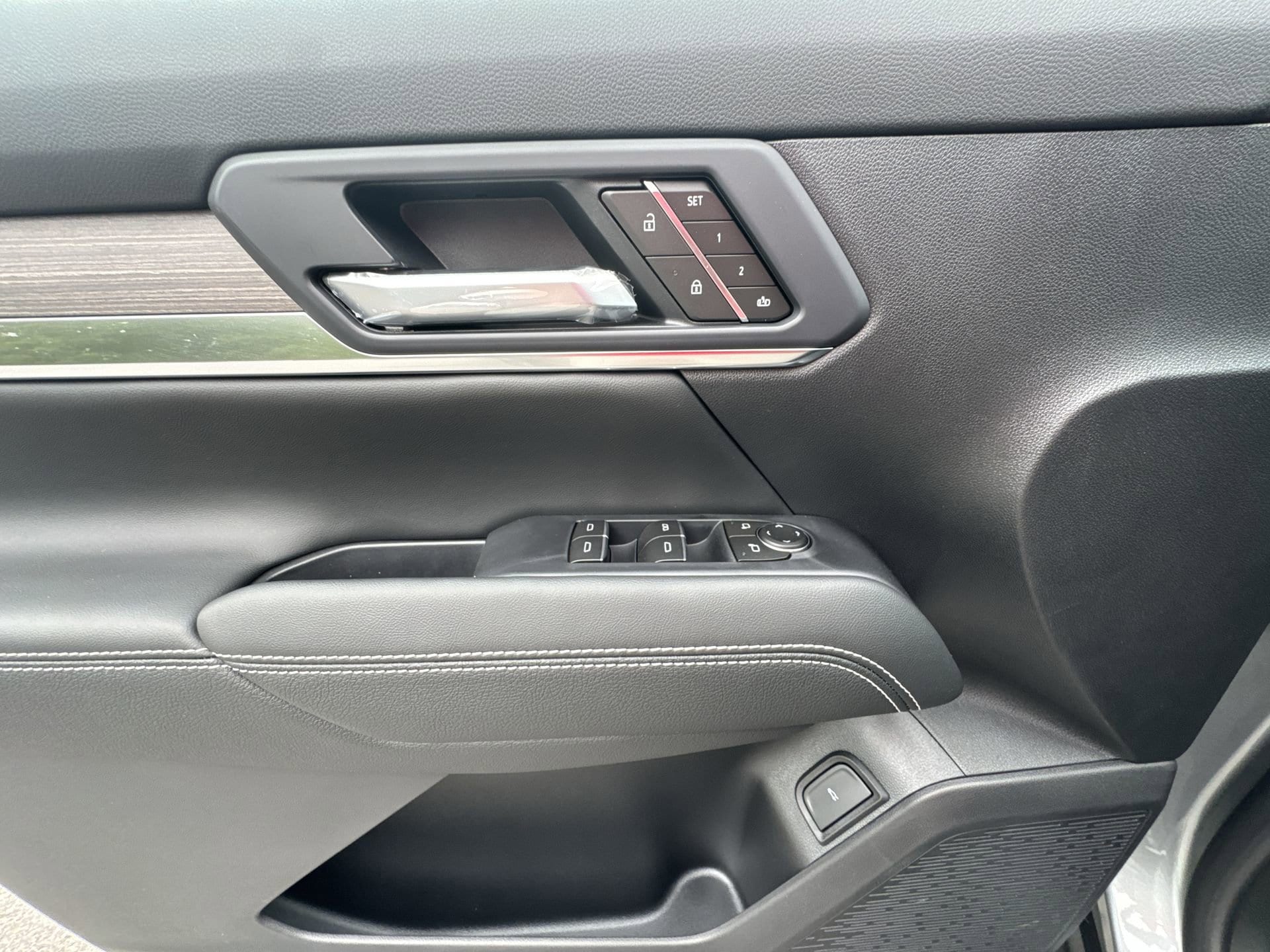 2026 GMC Terrain Denali - Photo 15