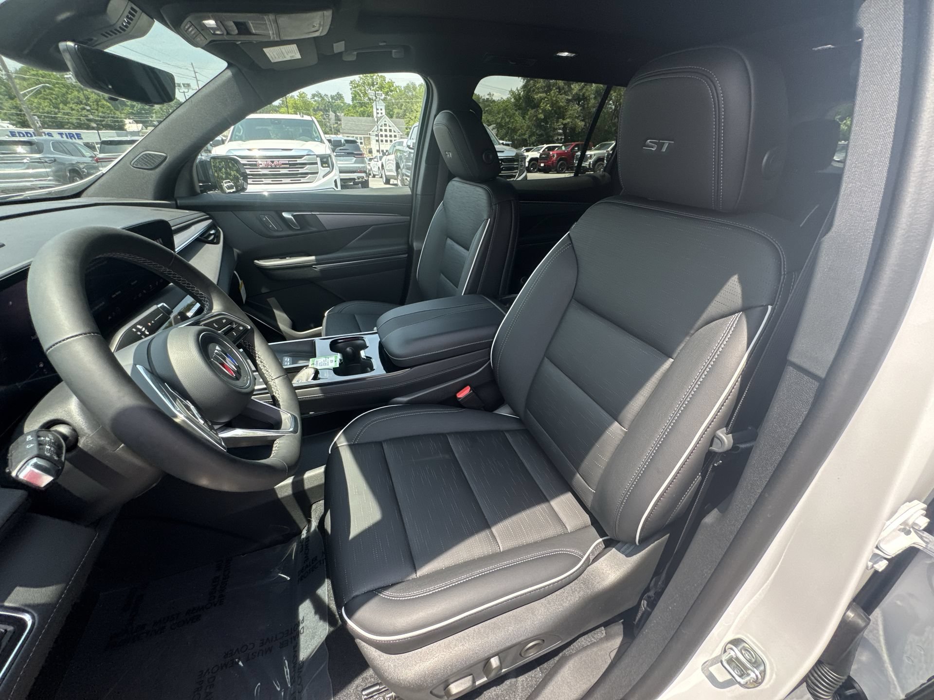 2026 Buick Enclave Sport Touring - Photo 13